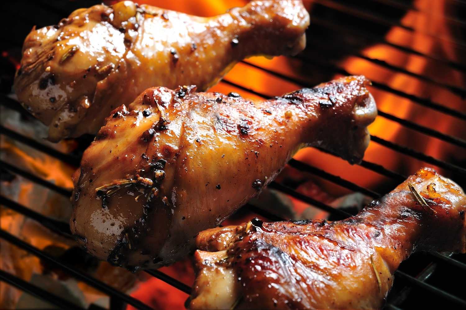 Маринад для куриных ножек: как замариновать голень курицы для жарки на сковороде? как быстро сделать вкусную заправку с соевым соусом?