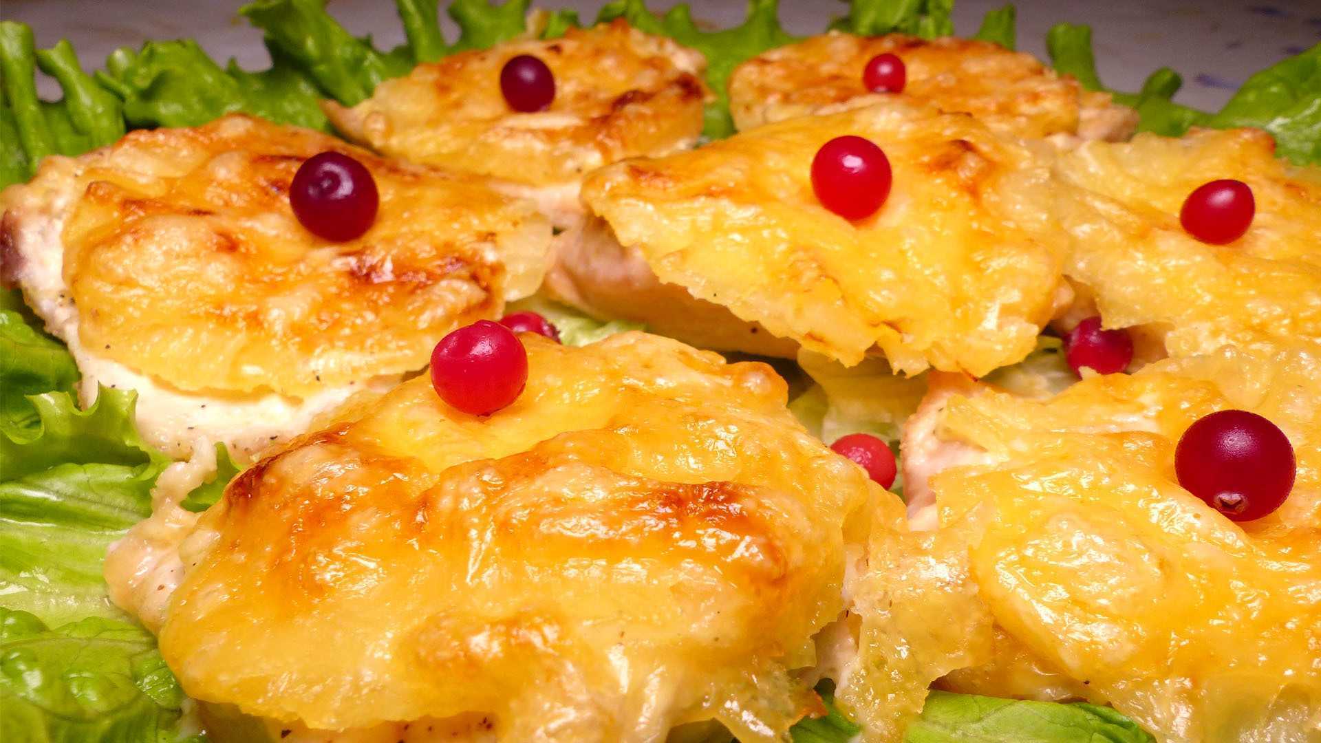 Курица с ананасами запеченная в духовке—5 пошаговых фоторецептов