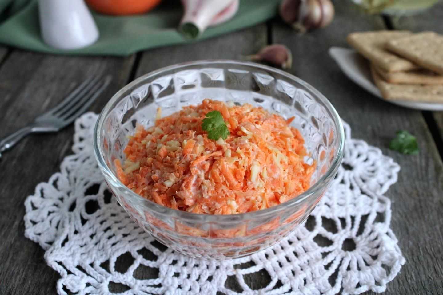20 легких салатов с огурцами и помидорами на любой вкус