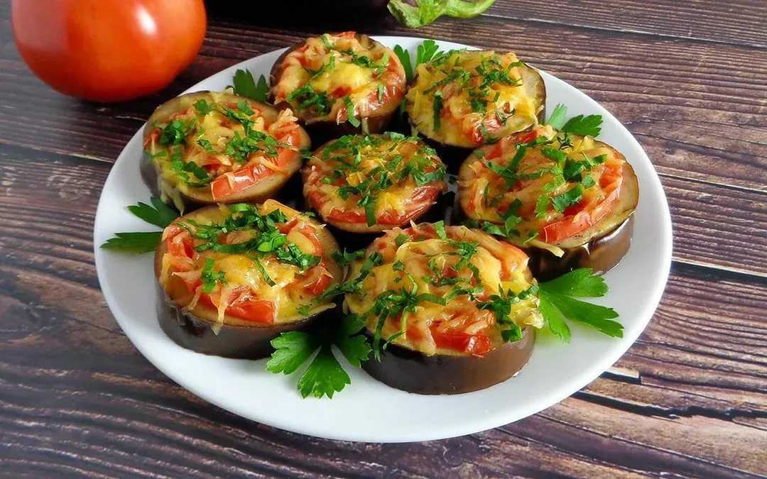 Как запечь баклажан целиком в духовке. вкусные баклажаны, запеченные в духовке с помидорами и сыром