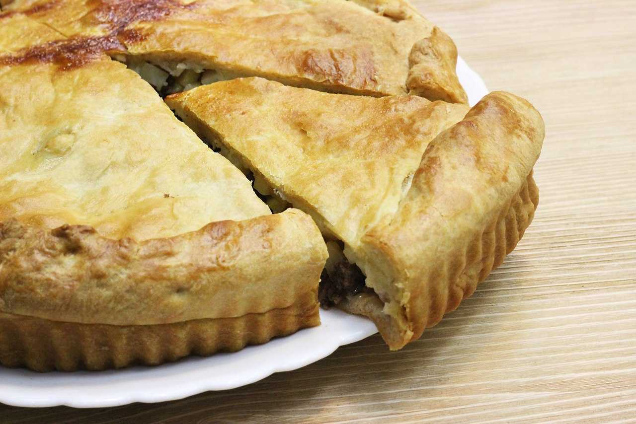 Пирог с картошкой и луком – домашний аромат! рецептуры разных пирогов с картошкой и луком в духовке и в мультиварке