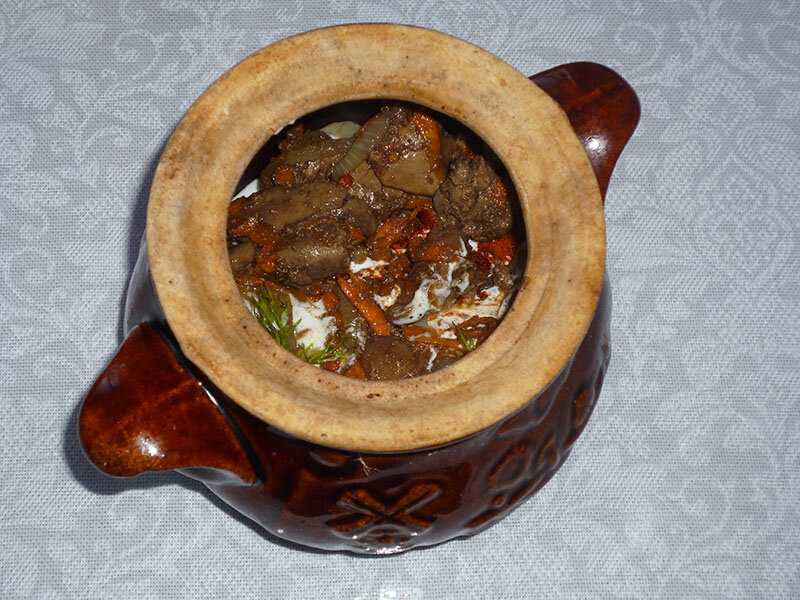 Куриная печень с тыквой и овощами в горшочках с использованием: печень куриная,картофель,тыква,лук репчатый Куриная печень с тыквой и овощами в горшочках станет отличным вариантом вкусного обеда или ужина Это блюдо понравится и взрослым, и детям
