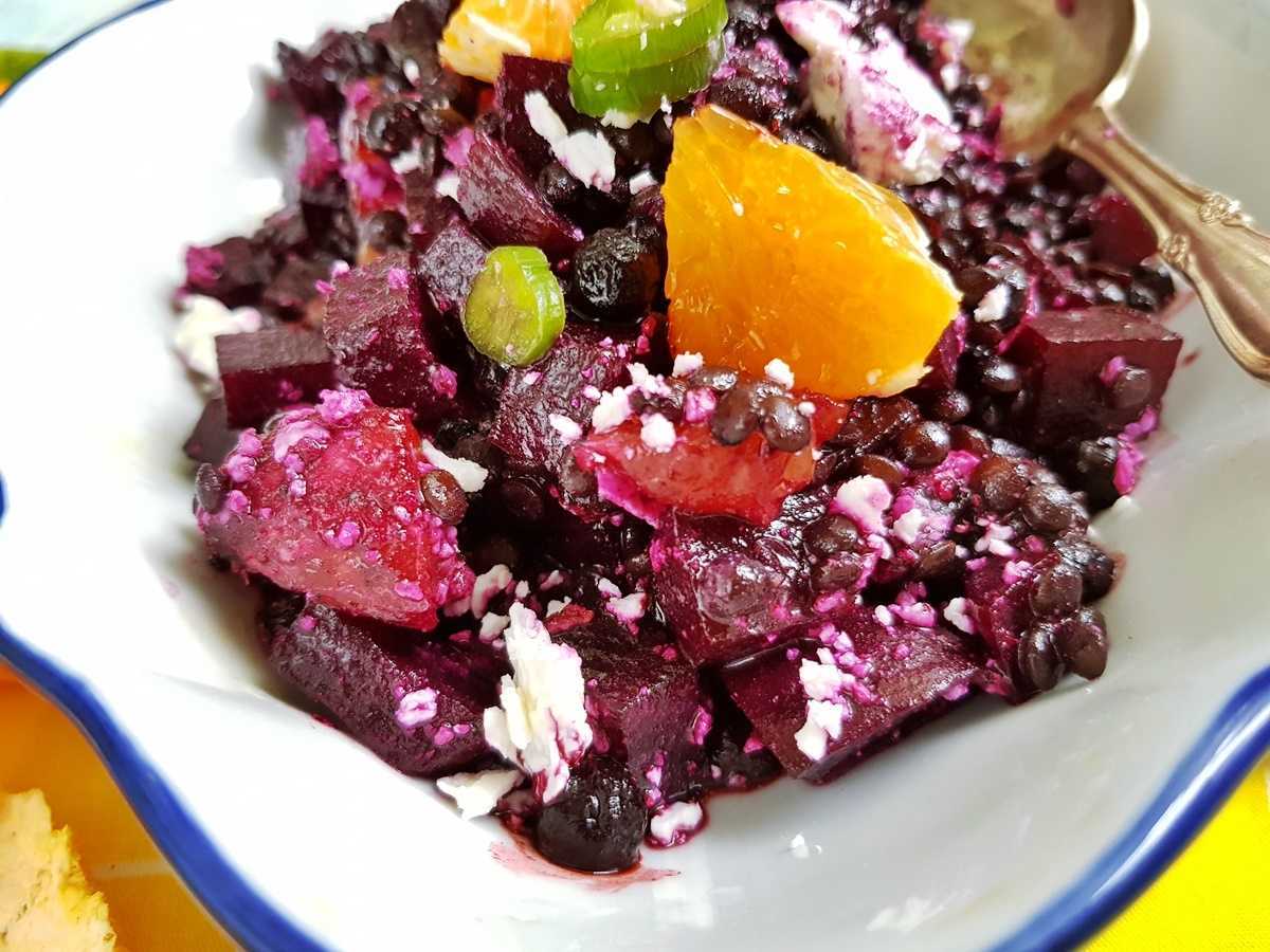 Салат из вареной свеклы — 13 простых и вкусных рецептов