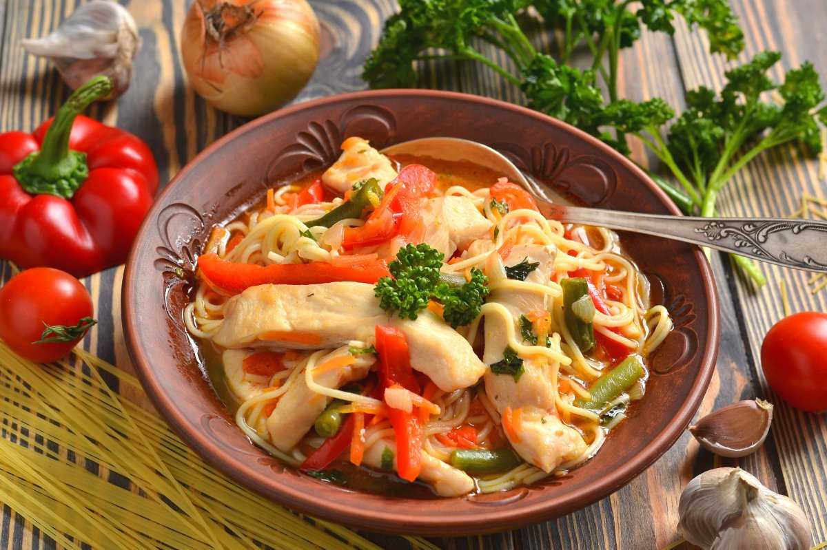 Лагман с курицей – классический рецепт приготовления с фото