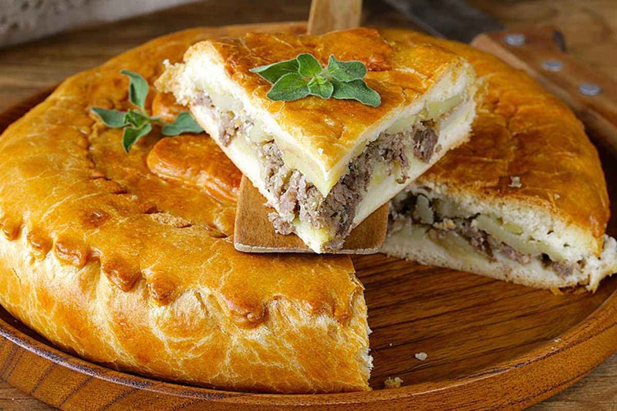 Пирог с мясом в духовке - простые рецепты мясного пирога быстро и вкусно