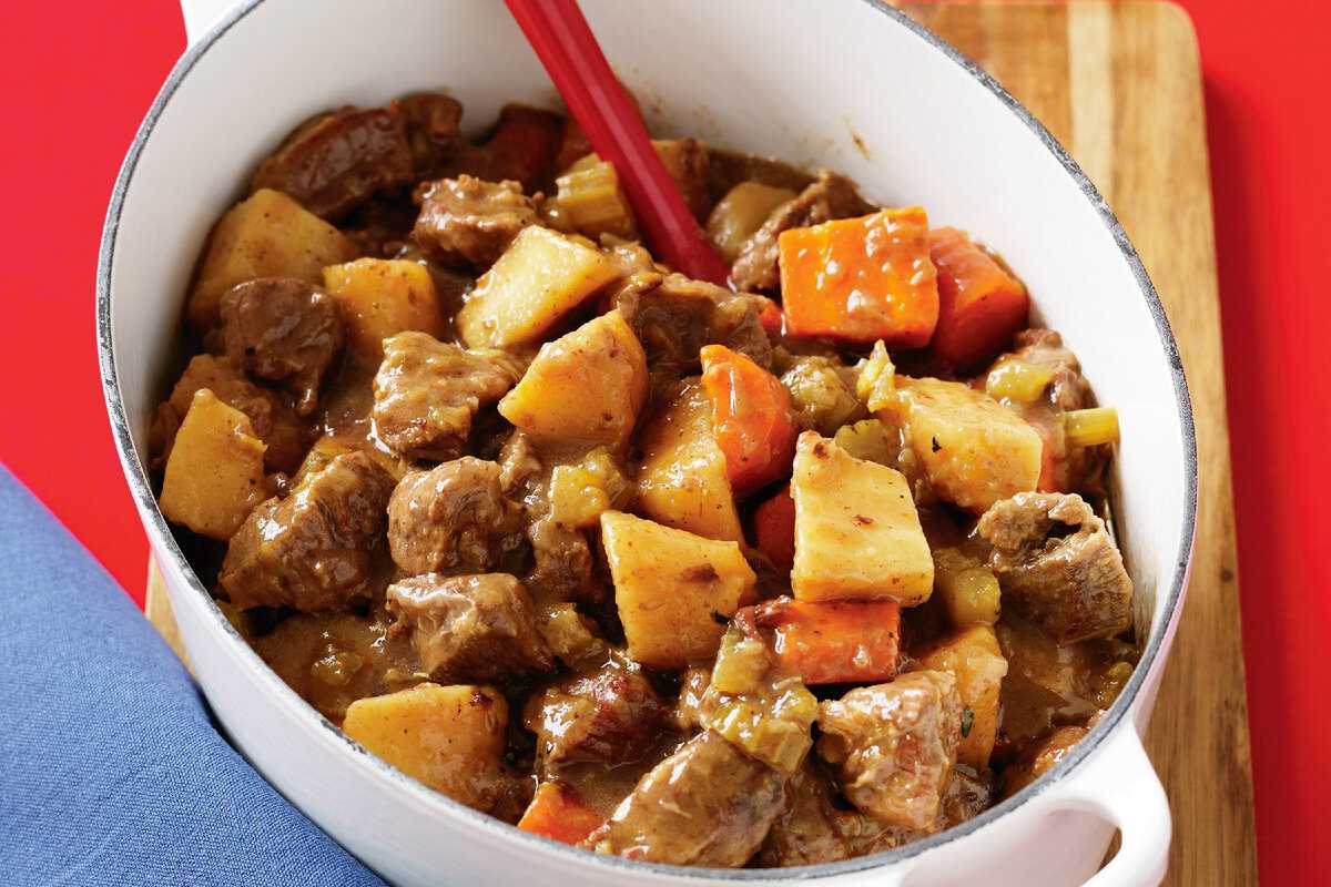 Картошка с мясом на противне быстро и очень вкусно - классический пошаговый рецепт с фото от алены каменевой