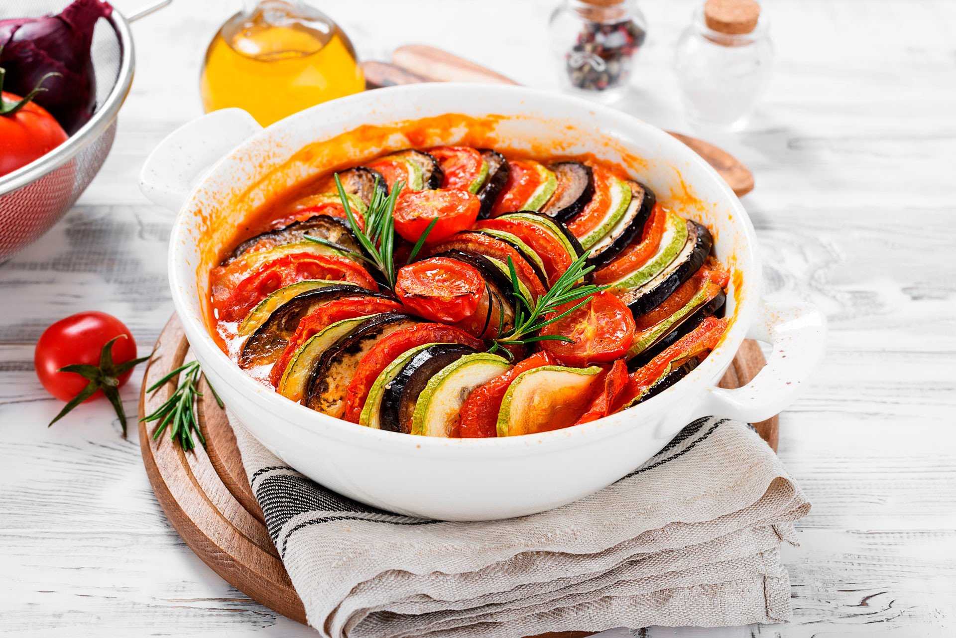Как приготовить рататуй с говядиной - 8 быстрых и вкусных рецептов
