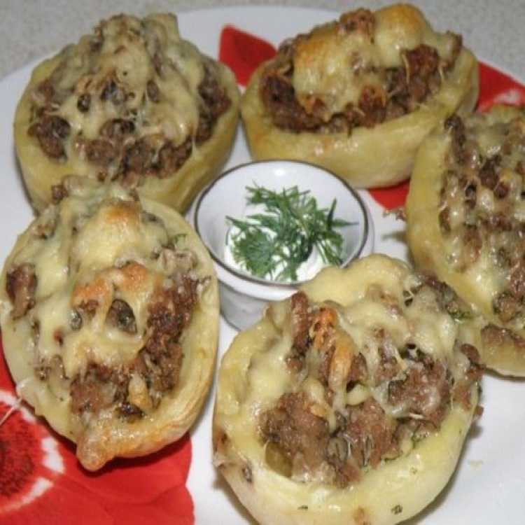 Что приготовить из фарша и картошки: 15 самых вкусных рецептов