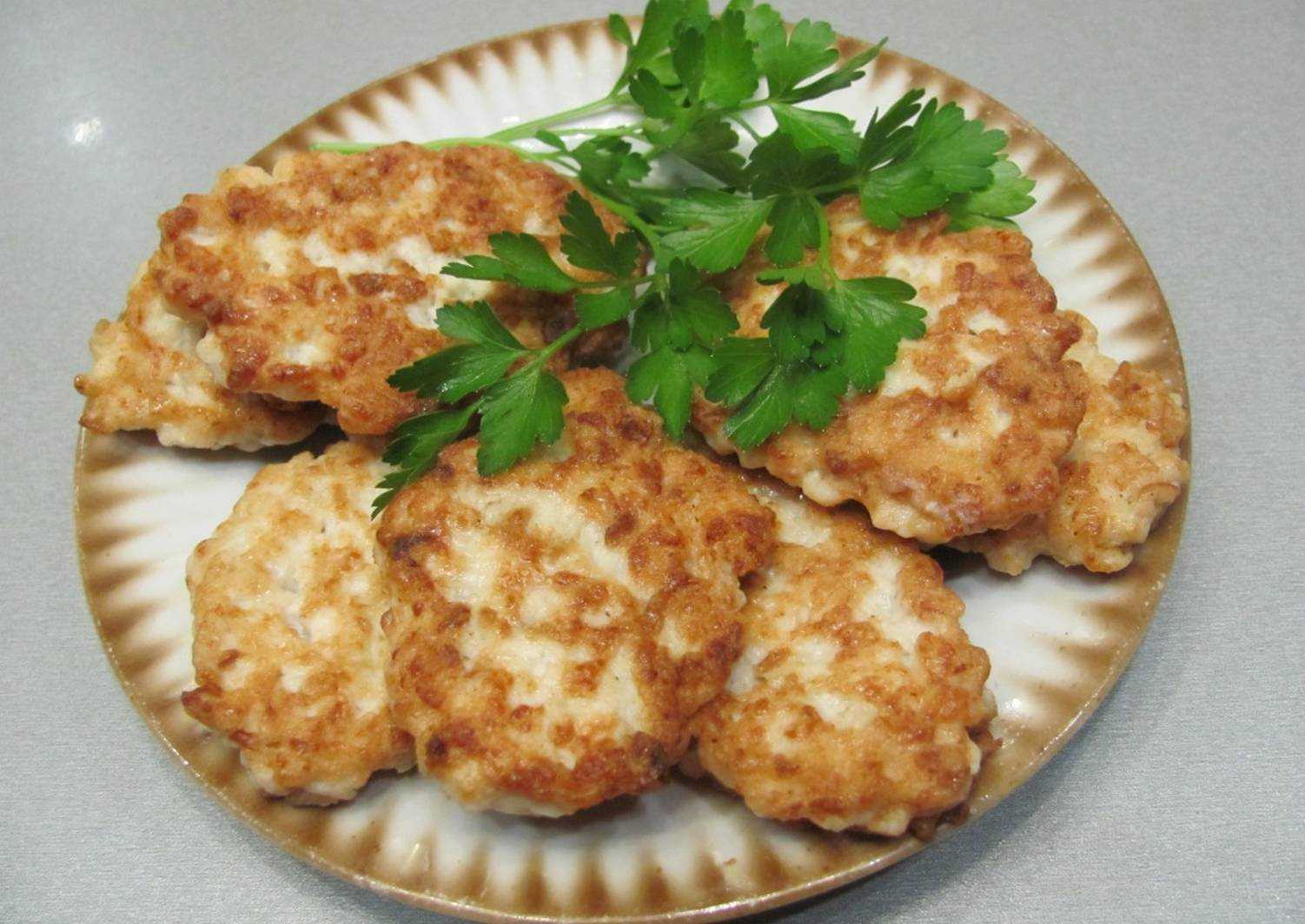 Котлеты из куриного фарша — 15 рецептов сочных и вкусных котлет
