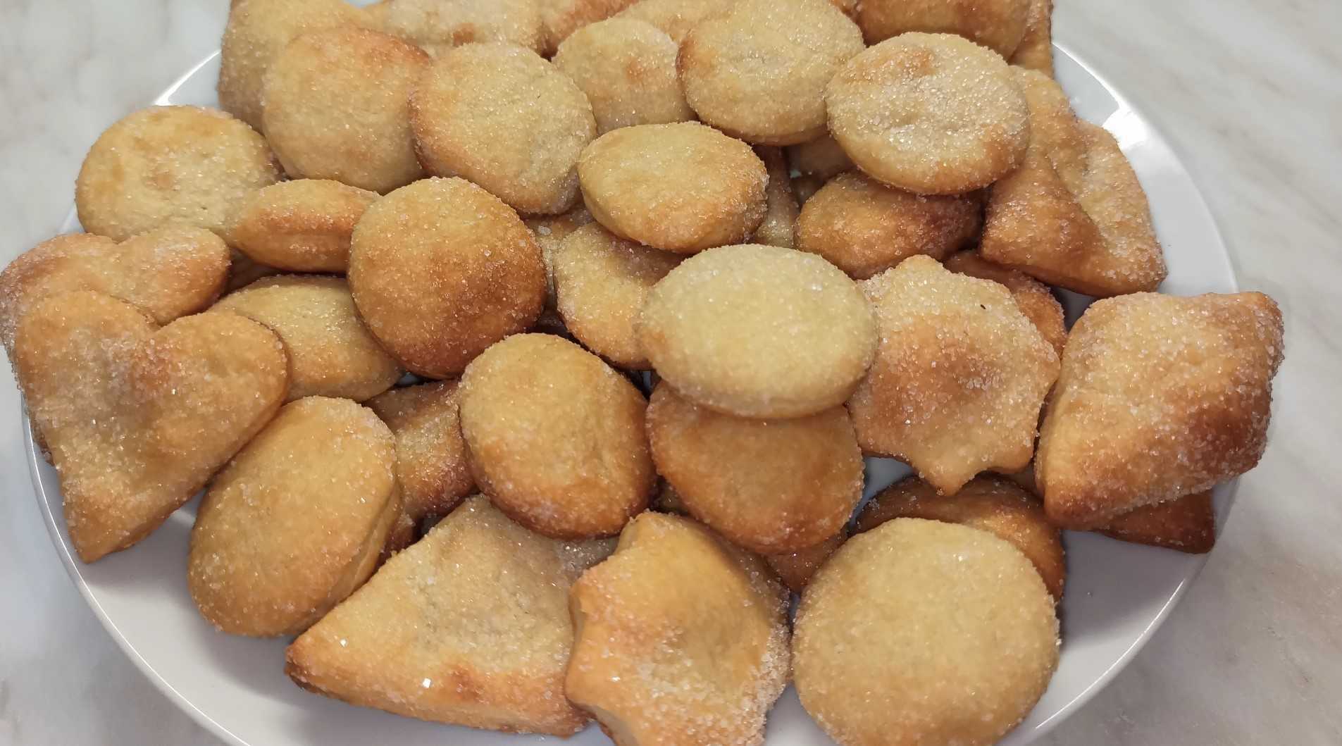 Печенье на сметане: 5 фото-рецептов быстрых вкусняшек к чаю