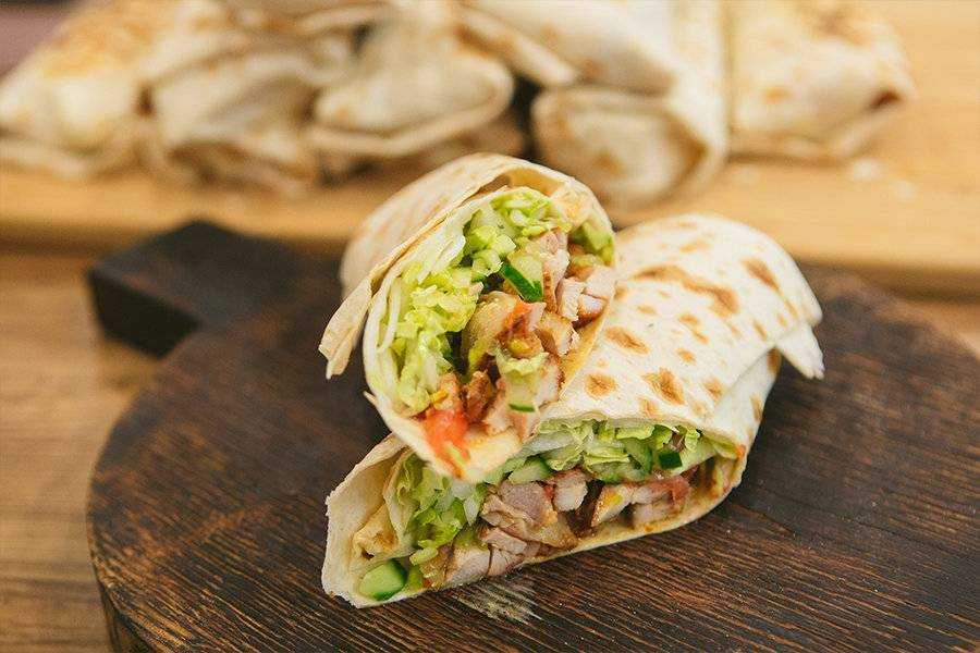 Шаурма в домашних условиях: 15 самых вкусных рецептов