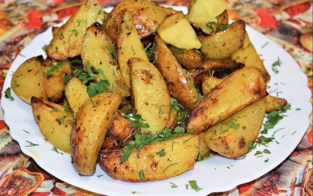 Картошка по-деревенски – 4 лучших рецепта