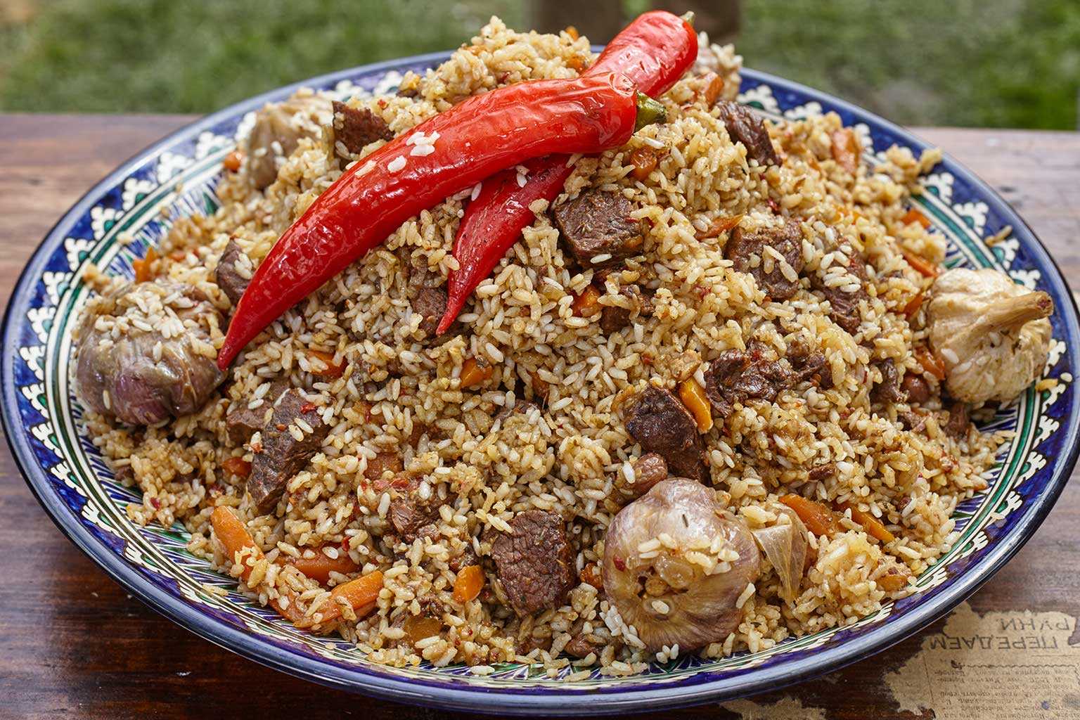 Рис с курицей в духовке: 5 фото-рецептов вкусного и простого блюда