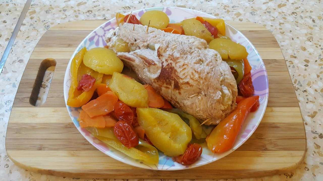 Филе индейки с овощами на сковороде - пошаговый фоторецепт
