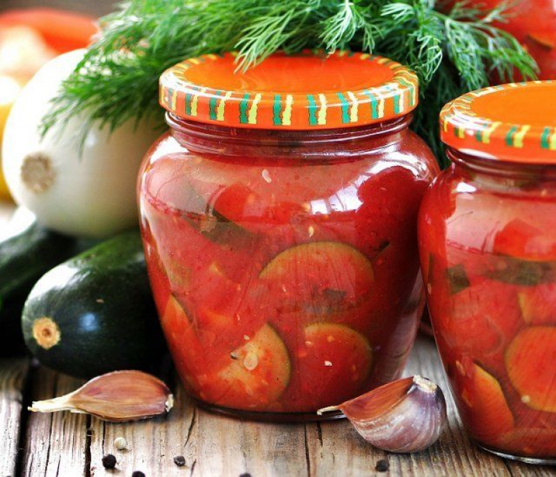 14 очень вкусных салатов из помидор на зиму: простые и оригинальные рецепты