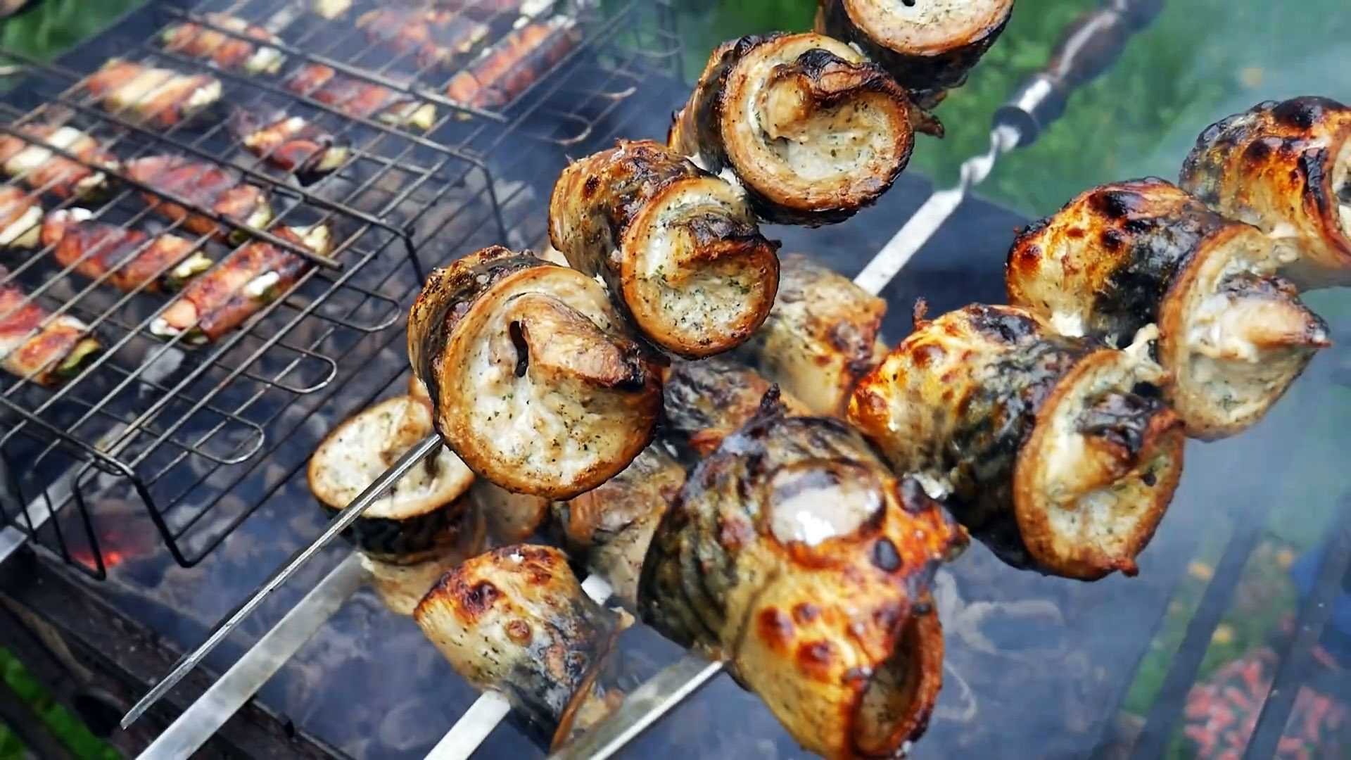 Как приготовить карася с хрустящей корочкой на мангале