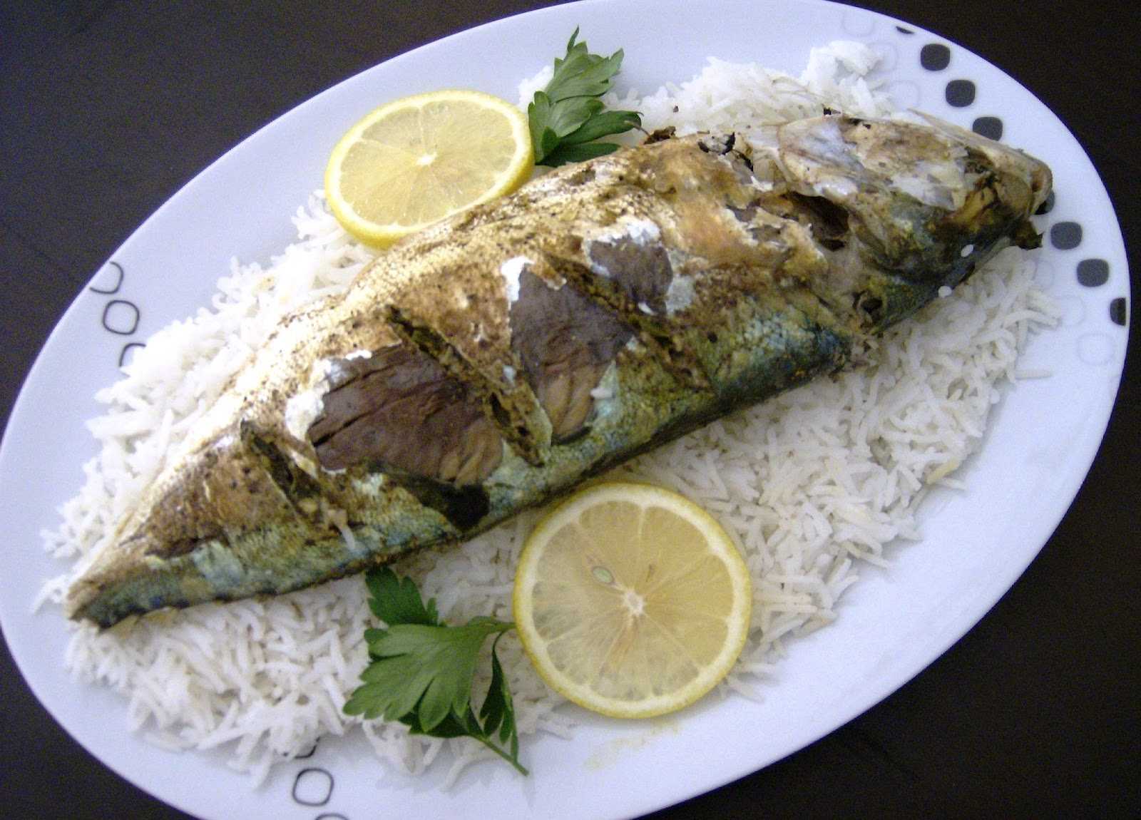 Запеченная рыба с картошкой в духовке - 119 домашних вкусных рецептов