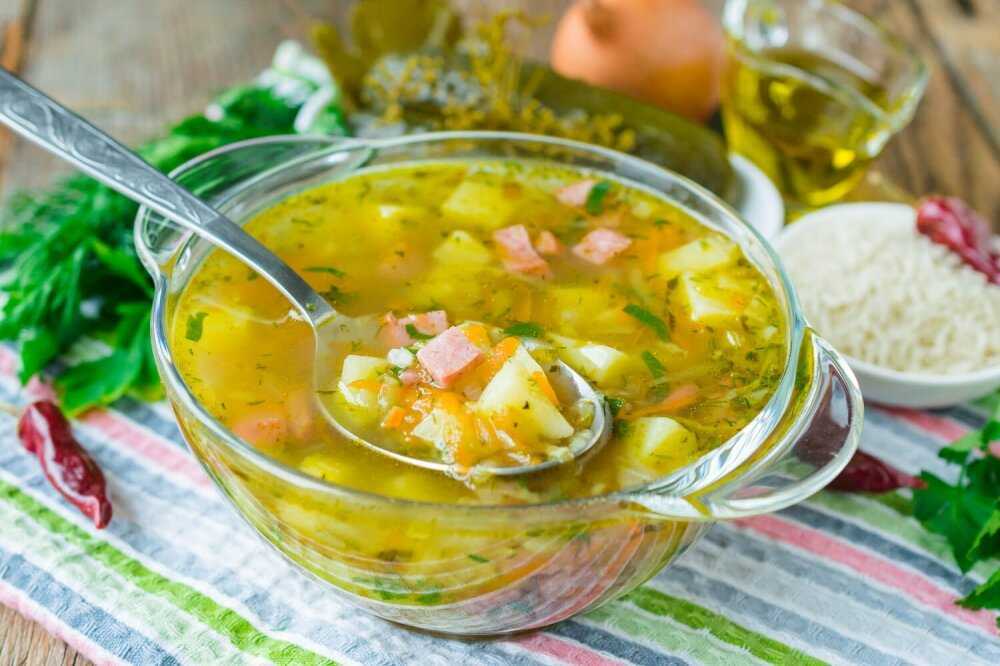Рассольник на курином бульоне - бюджетный суп с дорогим вкусом: рецепт с фото и видео