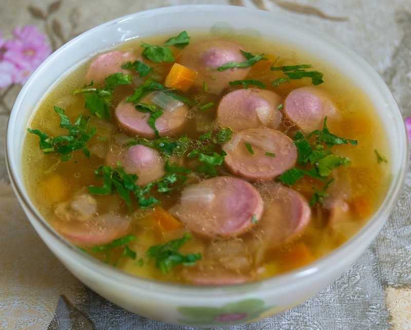 Простой и вкусный суп с колбасой, рецепт с пошаговыми фотографиями