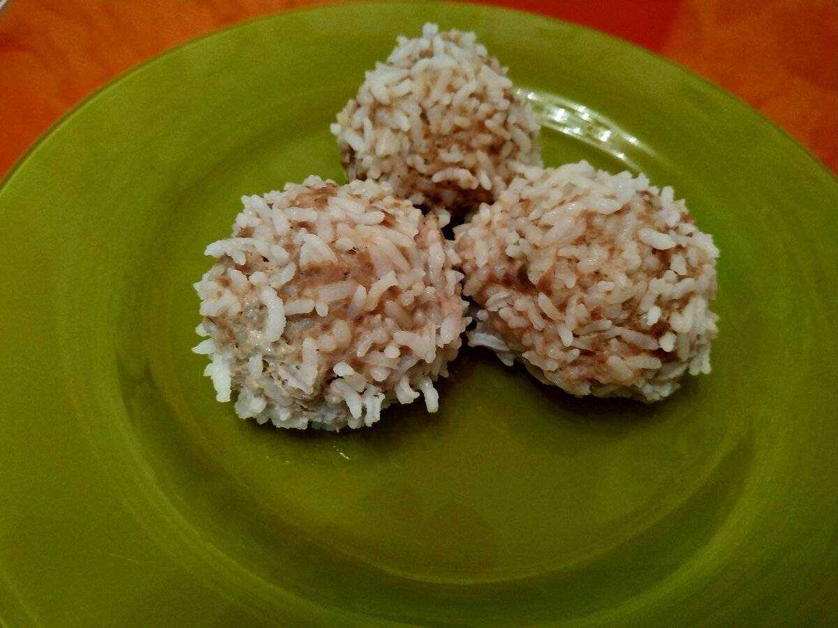 12 рецептов нежных и сочных ежиков из фарша с рисом