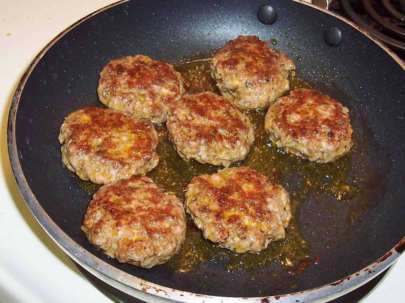 Сочные котлеты из фарша на сковороде — как приготовить вкусные домашние котлеты