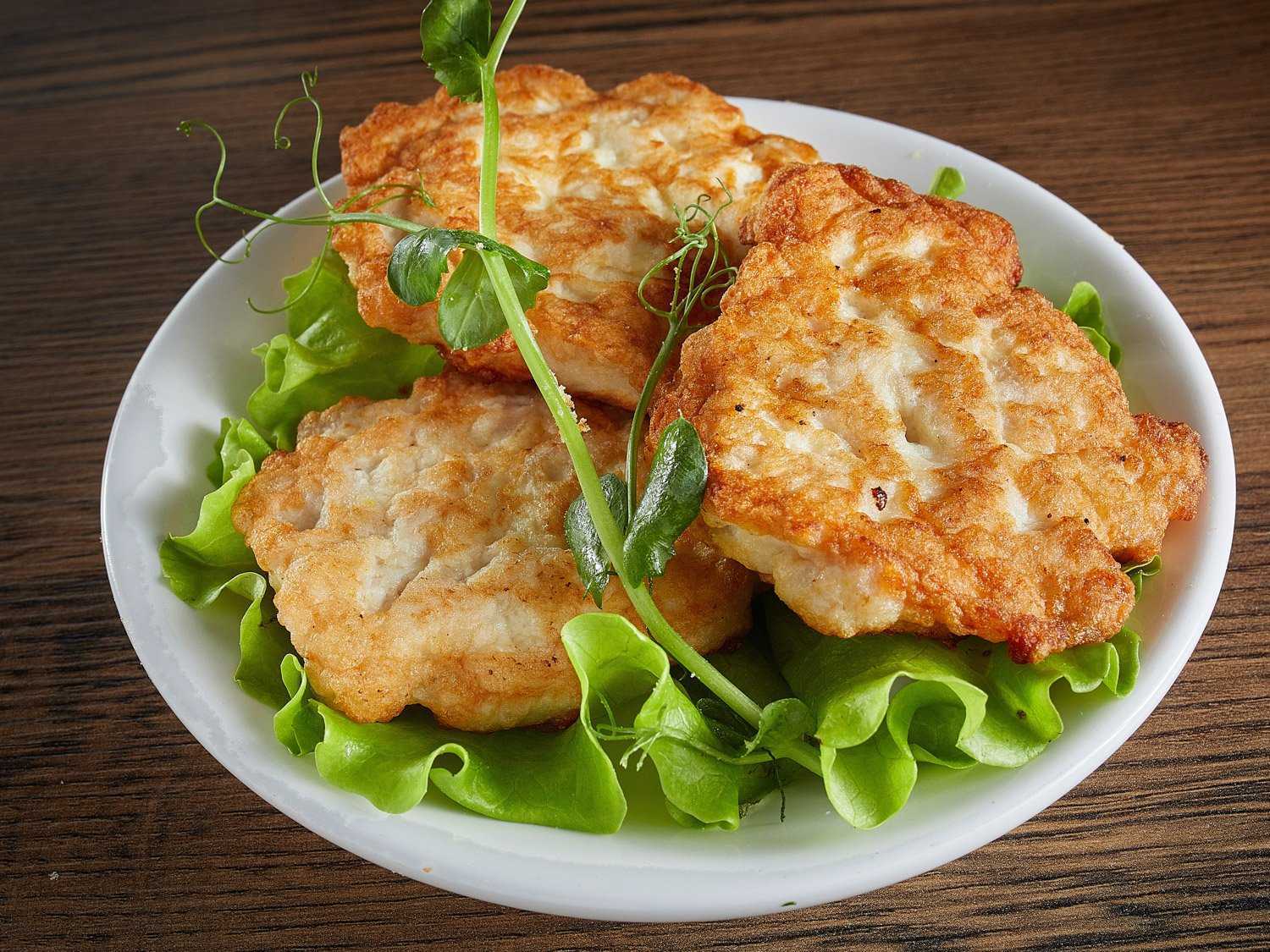 Котлеты из куриного фарша: пошаговый рецепт с фото на сковороде