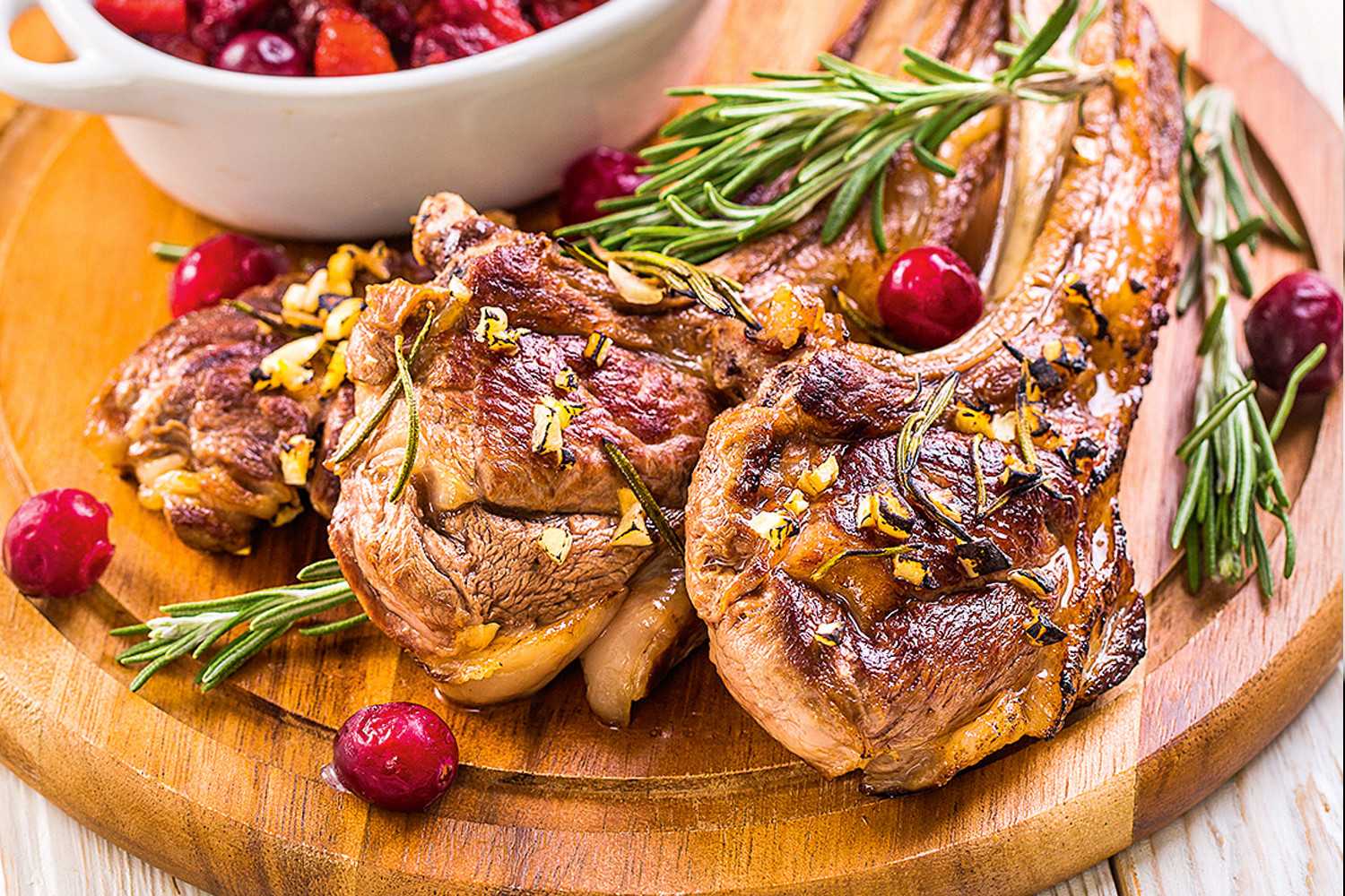 Как вкусно приготовить бараньи ребрышки в духовке