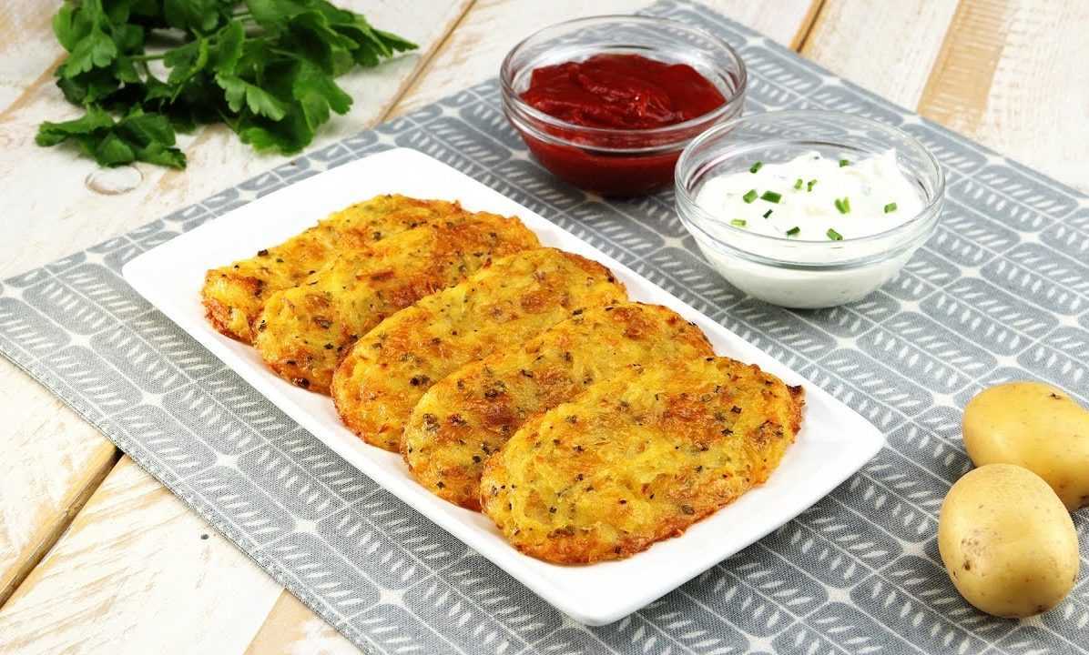Картофельные драники – простые и вкусные рецепты на сковороде
