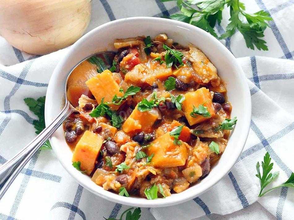 Рагу с курицей и овощами — 6 простых пошаговых рецептов