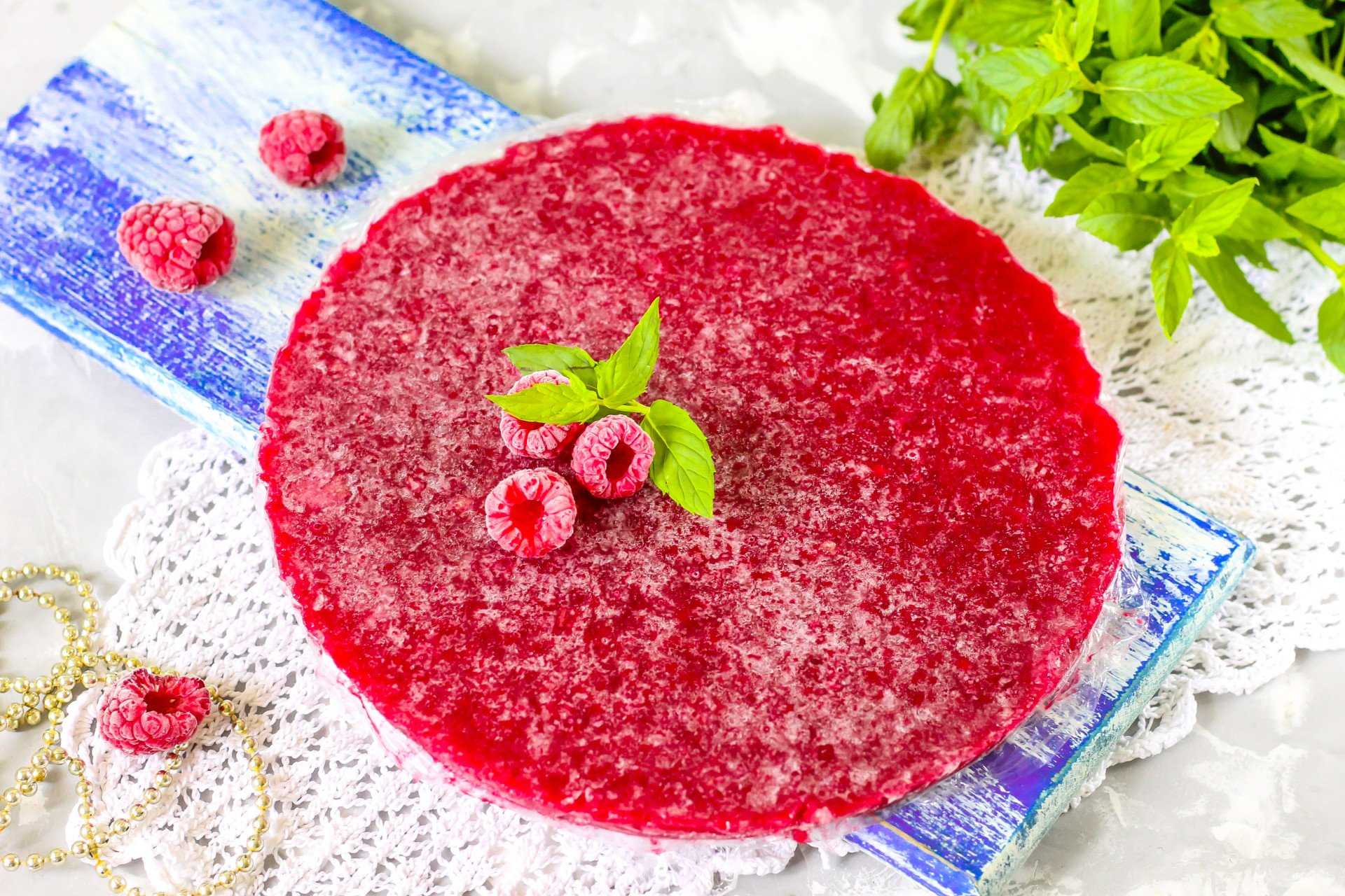 Ягодное конфи для торта, капкейков. рецепт с агар-агаром, крахмалом, желатином, пектином из смородины, варенья, малины, вишни. фото пошагово