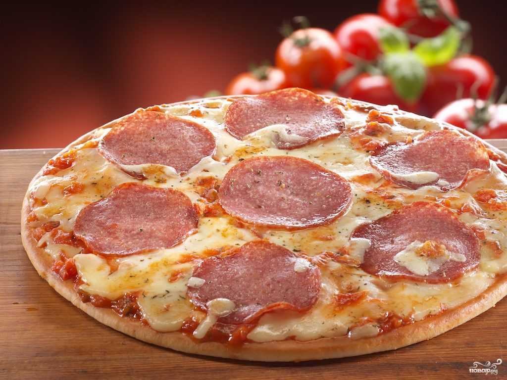 Пицца с колбасой и сыром в духовке – простые пошаговые рецепты с фото на любой случай