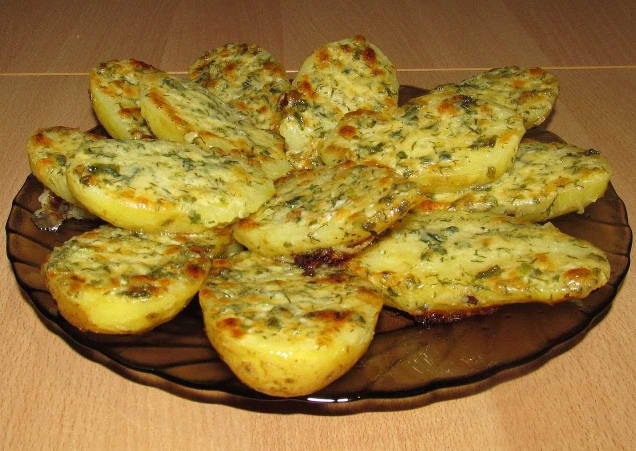 Картошка, запеченная целиком в духовке: 5 рецептов печеного картофеля
картошка, запеченная целиком в духовке: 5 рецептов печеного картофеля