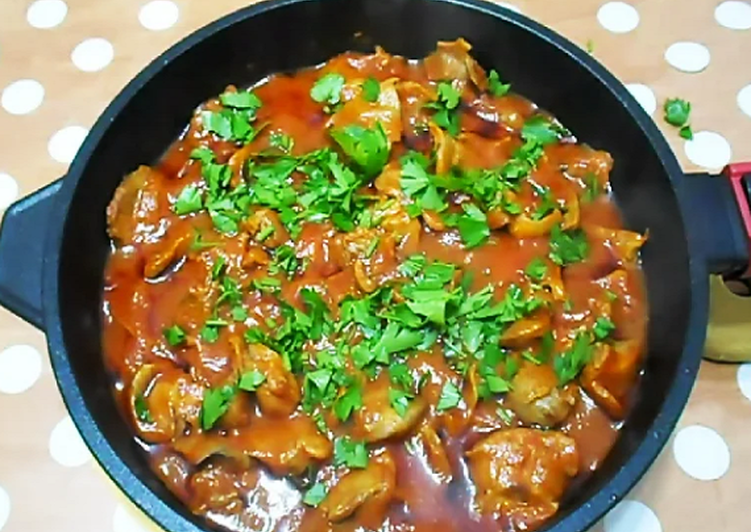 Куриные желудки, тушёные в мультиварке - 7 пошаговых фото в рецепте